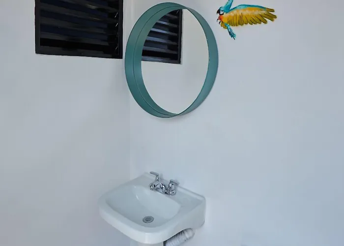 Hotel Veinti2 *
